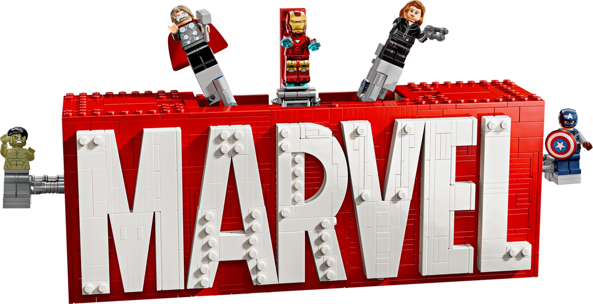 marvel logo minifigures 76313